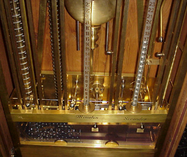 Illustration for article titled L'Anchrone: Amazing Clock Has Balls
